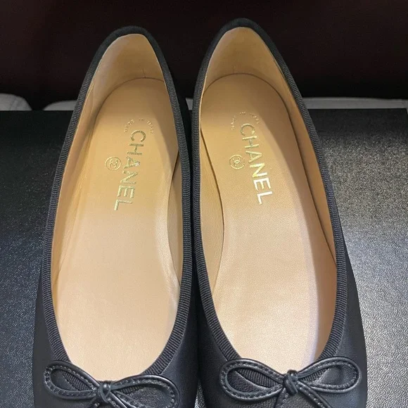 SOLD! Chanel Lambskin Ballet Flats - Picture 10 of 15